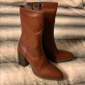 Steven by Steve Madden Cognac boots Size 6